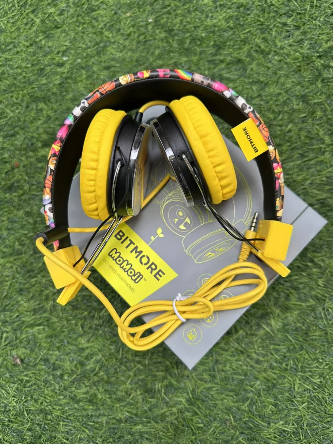 Bitmore Carbon Neutral Kids Headphone-Over Ear Foldable Headphones for Kids, Boys, Girls, Toddler Childs Headphones with Aux Cable, Jack-Safe Volume Limiter, Microphone-Wired Earbuds for Travel,